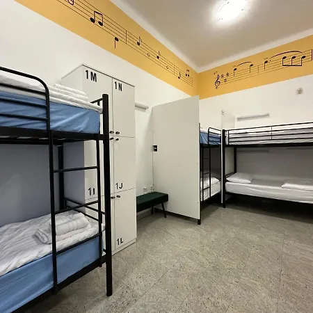 Opera Hostel Lublaň