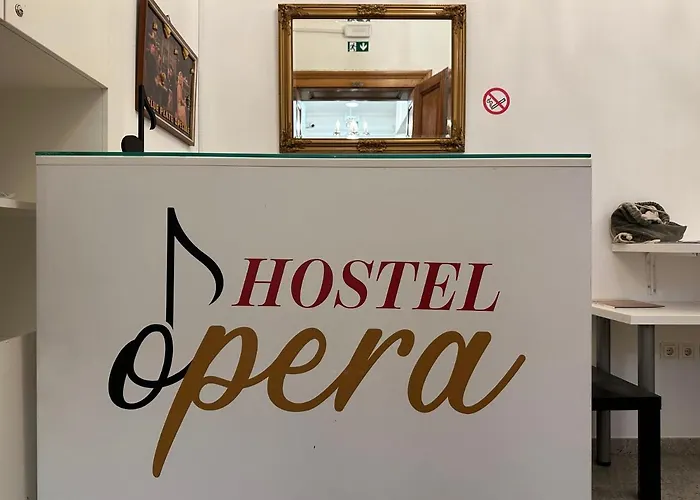 Hostel Opera